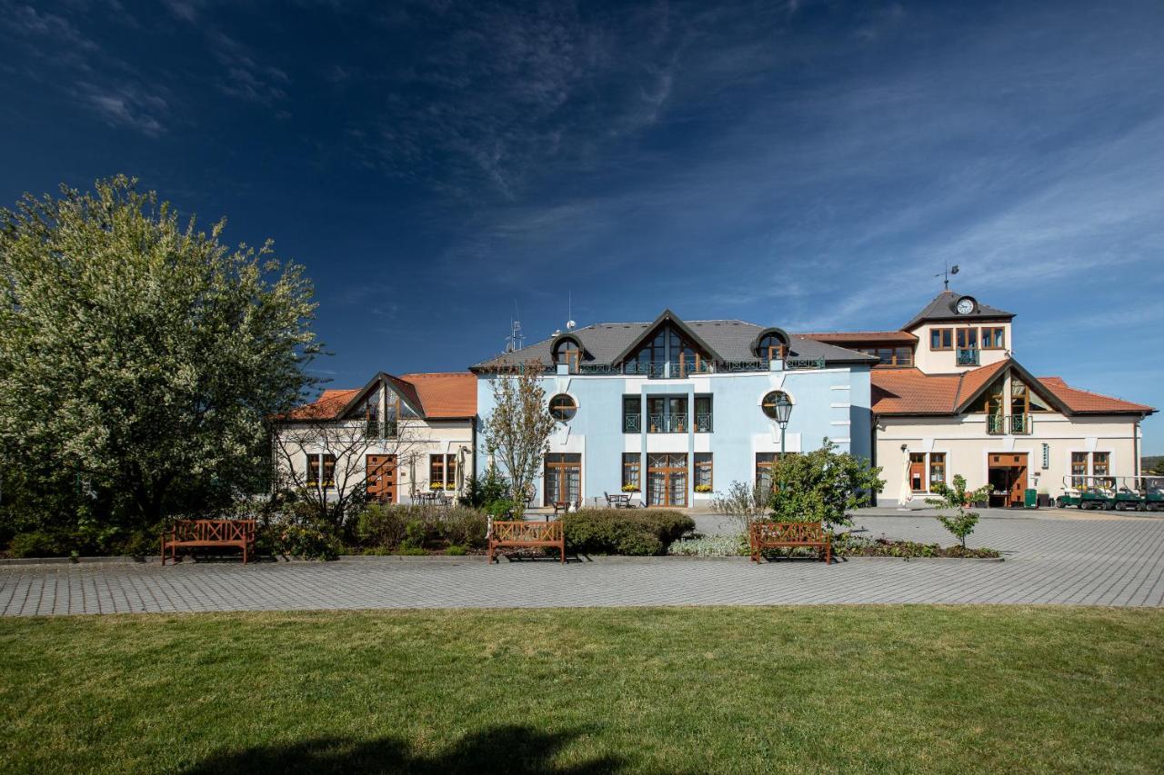 Darovansky Dvur - Wellness & Golf Hotel Brasy Exterior photo