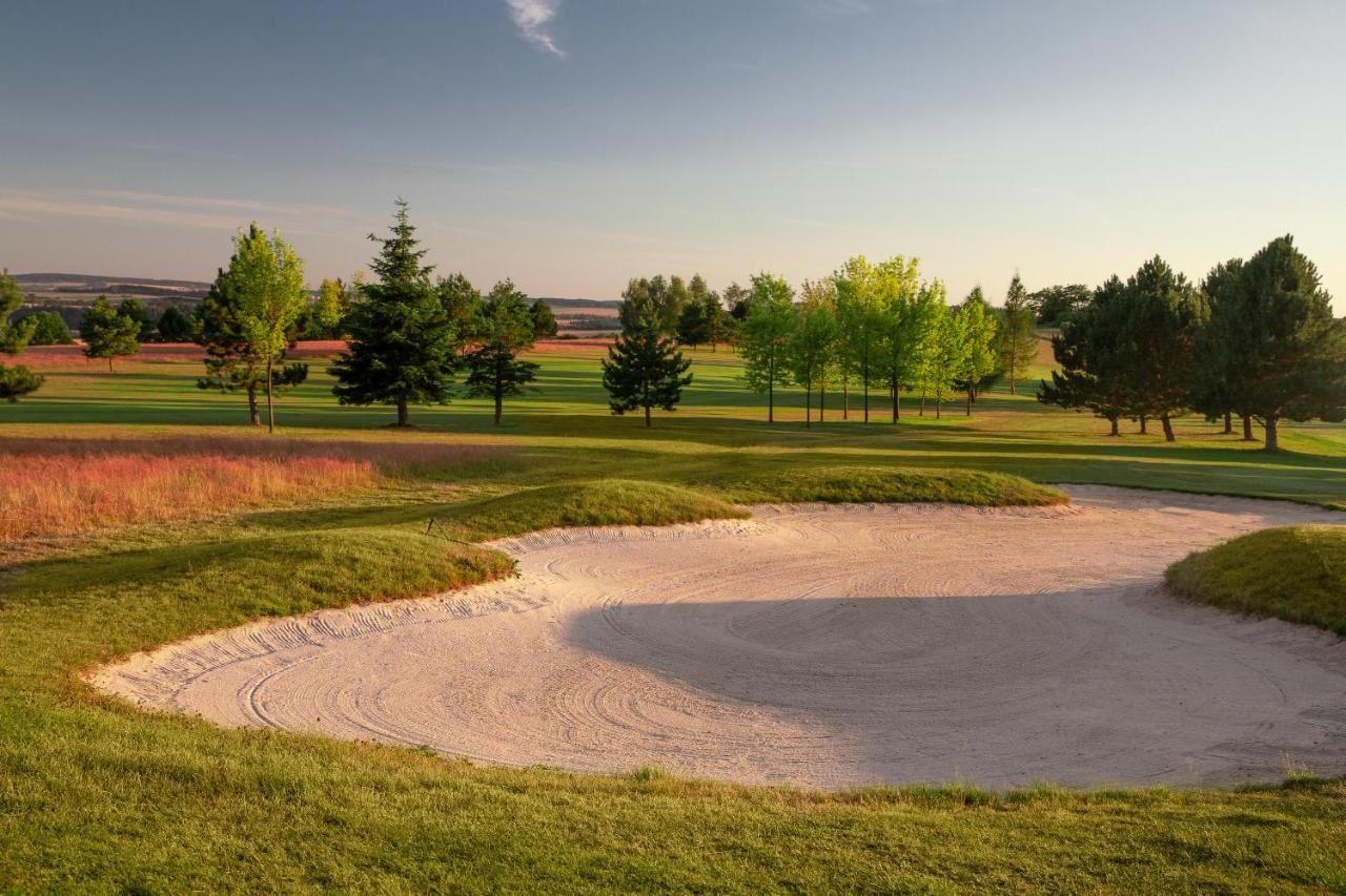 Darovansky Dvur - Wellness & Golf Hotel Brasy Exterior photo