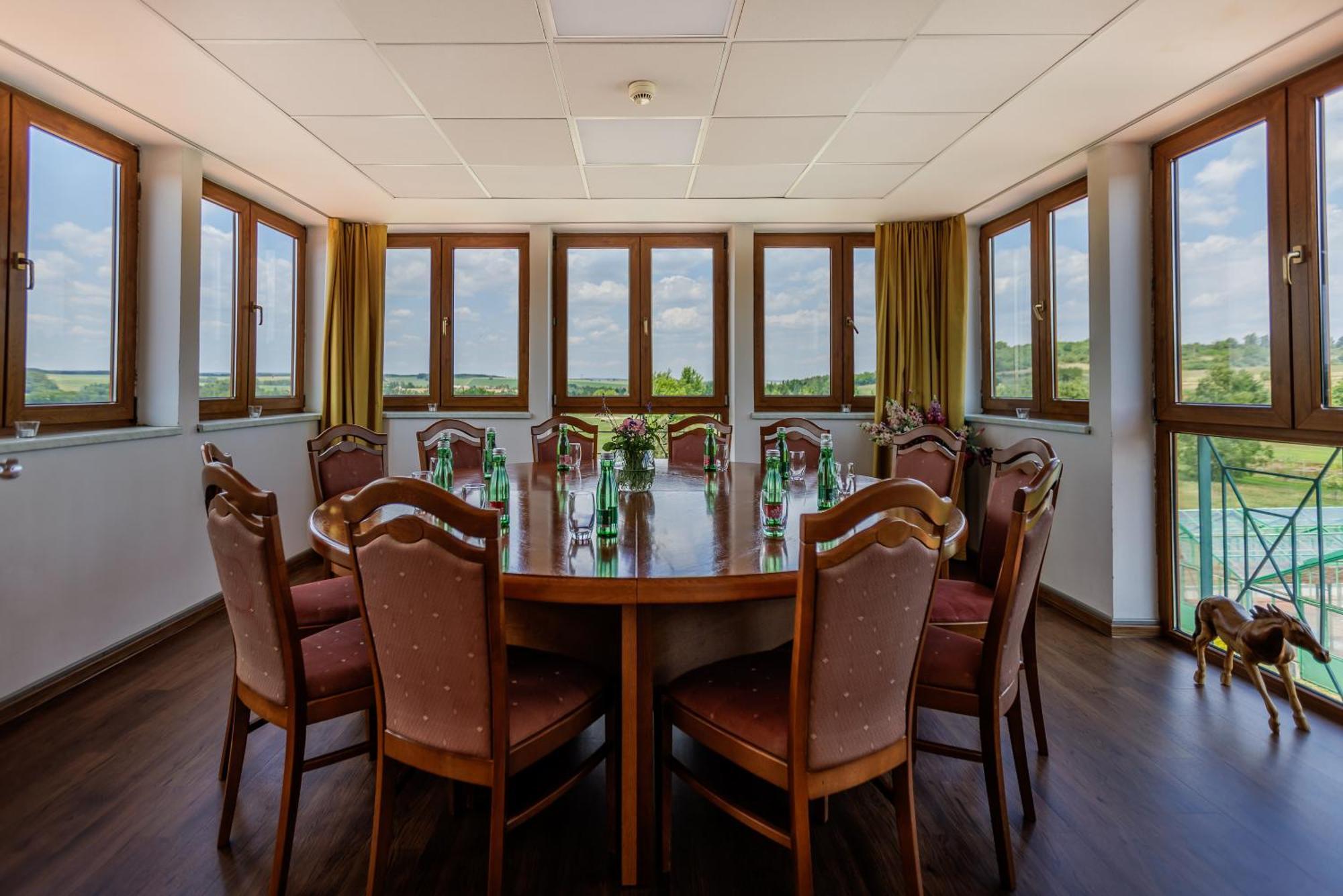 Darovansky Dvur - Wellness & Golf Hotel Brasy Exterior photo
